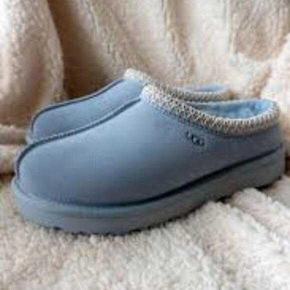 UGG Blue Loafers Cozy Slip-On Shoes - Picture 1 of 8